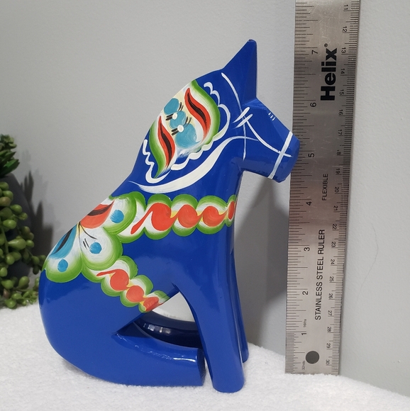Swedish Sitting Blue Dala Horse Unique Carved Wooden - Picture 5 of 7